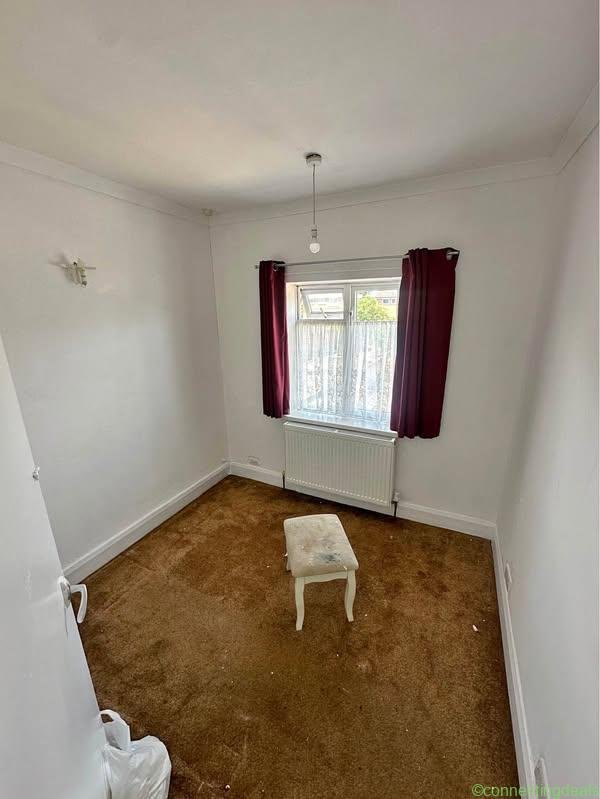 3 beds 2 bathrooms – House