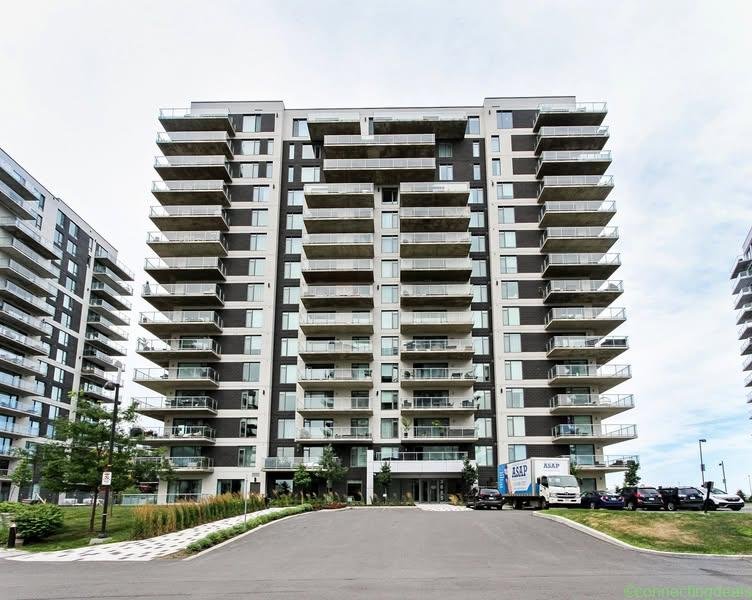3 Beds 2 Baths Apartment