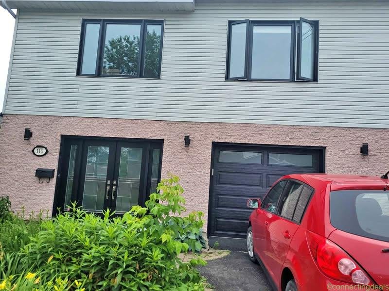 3 Beds 2 Baths – House