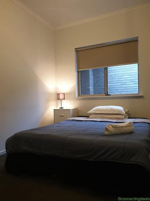 3 Beds 2 Baths Room only
