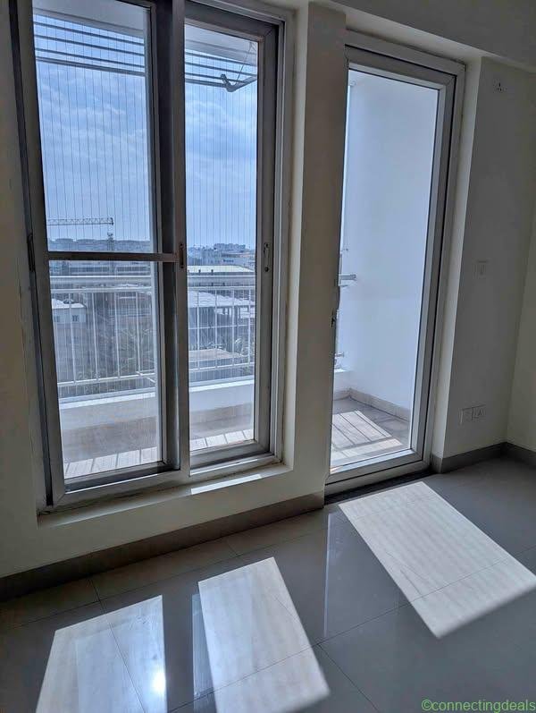 3 Beds 3 Baths – Apartment