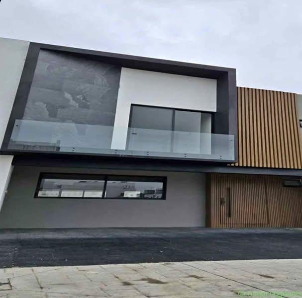3 habitaciones 2 baños – Casa