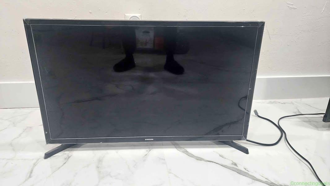 32 inch Samsung TV