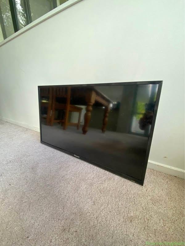 32 Inch TV