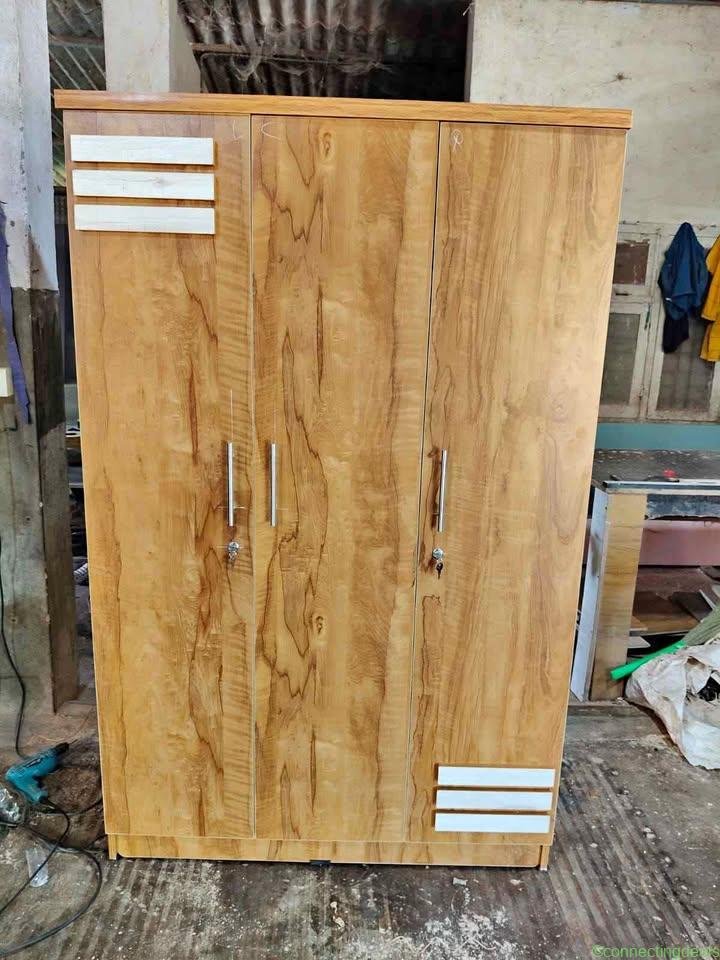 3door wardrobe