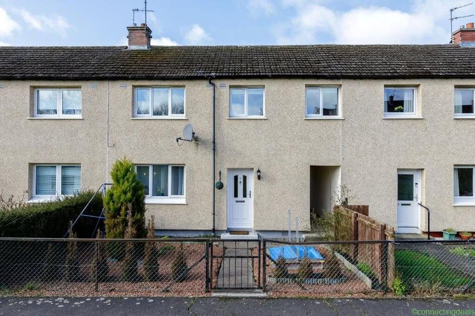 4 beds 1 bath Flat