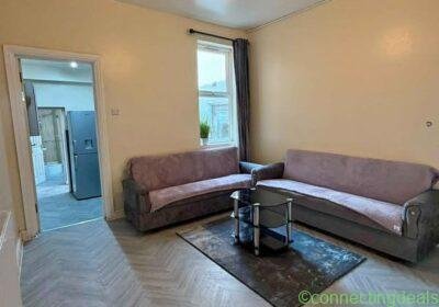 Free ad: 4 beds 1 bathroom – House in Birmingham. 4 beds 1 bathroom – House in Birmingham
