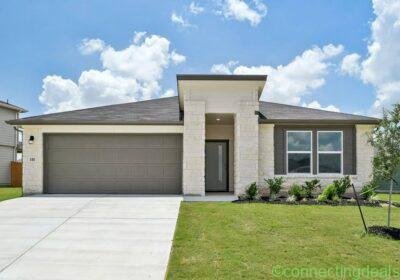 4 Beds 2 Baths House in Austin