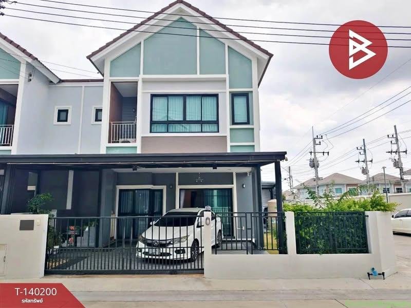 4 ห้องนอน 3 ห้องน้ำ – บ้าน