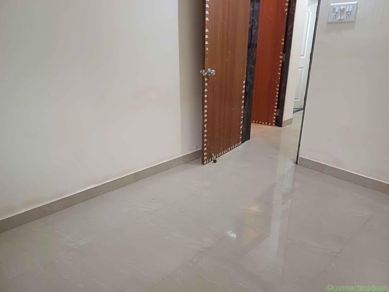 5 Beds 4 Baths – Apartment