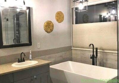 Free ad: 59" x 30" Freestanding Soaking Bathtub in Hamburg. 59" x 30" Freestanding Soaking Bathtub in Hamburg