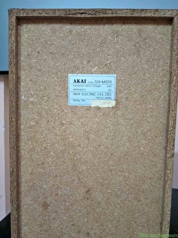 Akai vintage speaker SWM-370