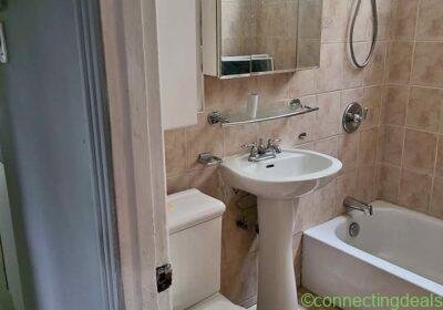 Free ad: Appartement de 3 chambres et 1 salle de bain in Montreal. Appartement de 3 chambres et 1 salle de bain in Montreal