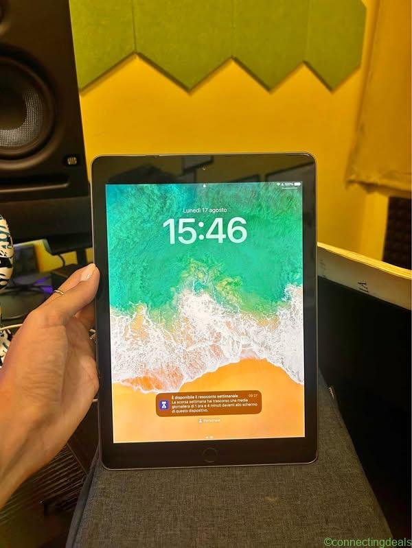 Apple iPad 6ª generazione 128 GB Wi‑Fi + custodia