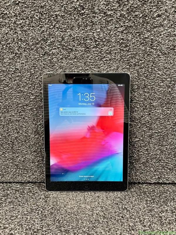 Apple IPad Air 1 (1474) 16GB