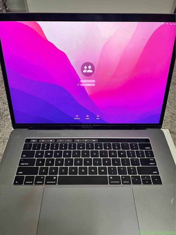 Apple MacBook 15 Pro