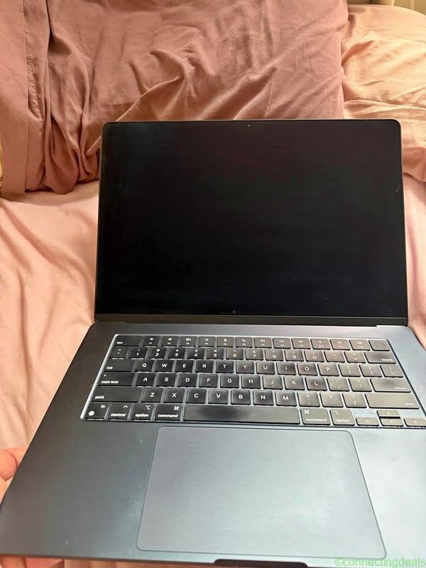 Apple MacBook Air 2023 15″ Laptop M2 256GB SSD