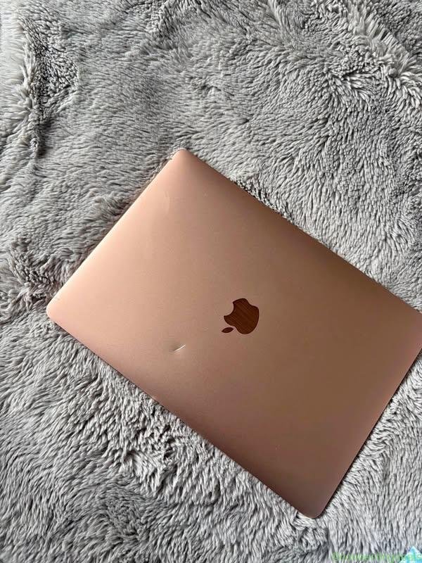 Apple MacBook Air