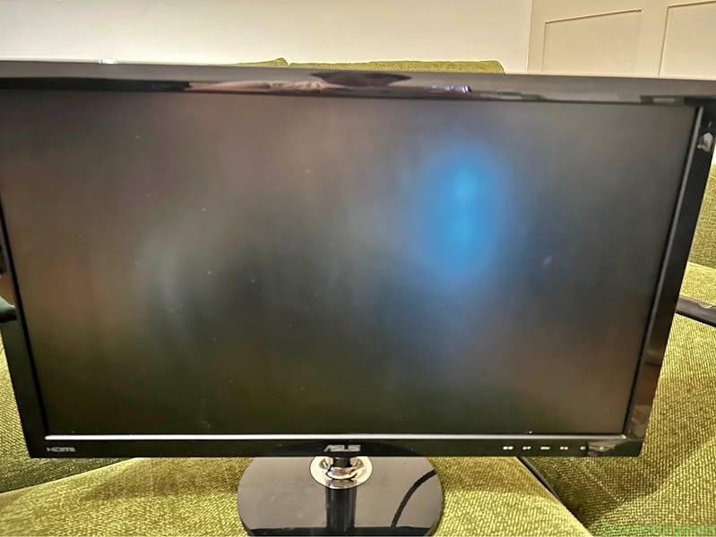 ASUS 24 inch LED 1920×1080 60hz 1xhdmi 1xdvi 1xVGA