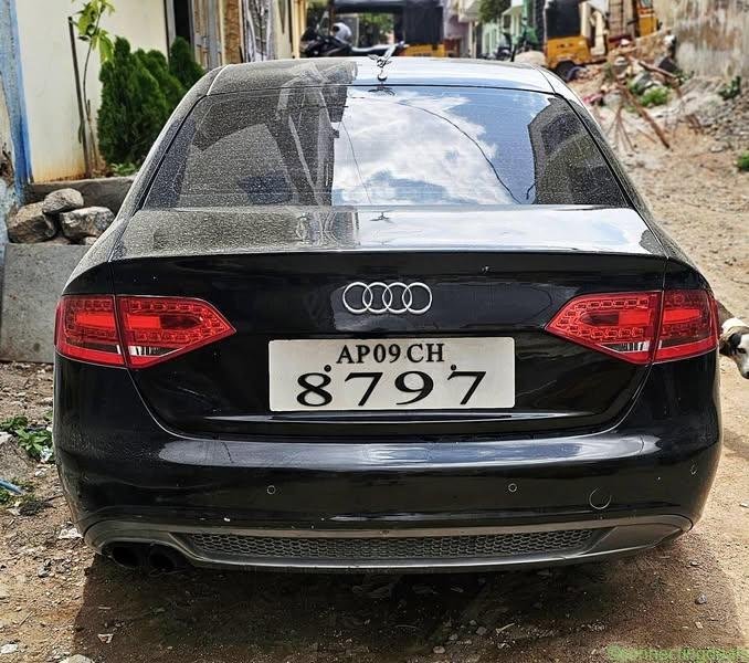 Audi A4 DIESEL HYD.2012