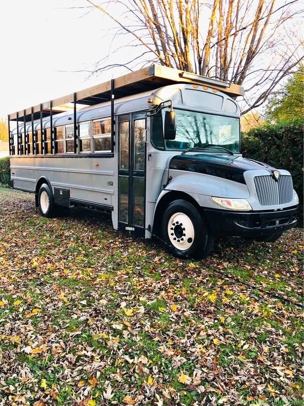 Autobus converti Plaqué VR