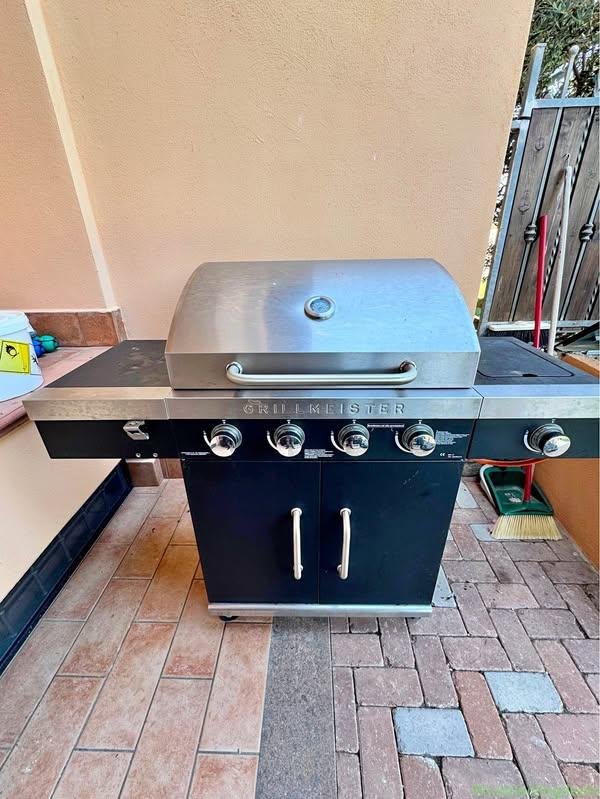 Barbecue a gas