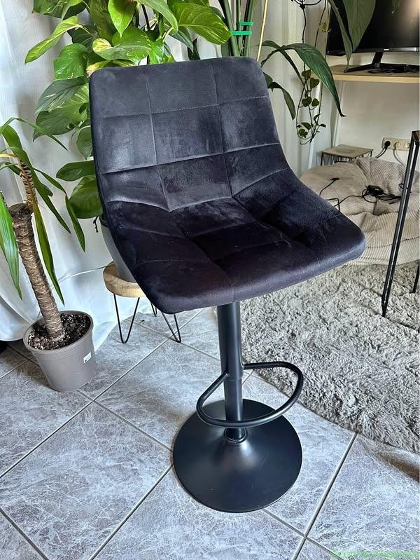 Barhocker/Drehstühle 4 Stück