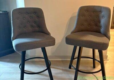 Free ad: Barstools (2) in Honolulu. Barstools (2) in Honolulu