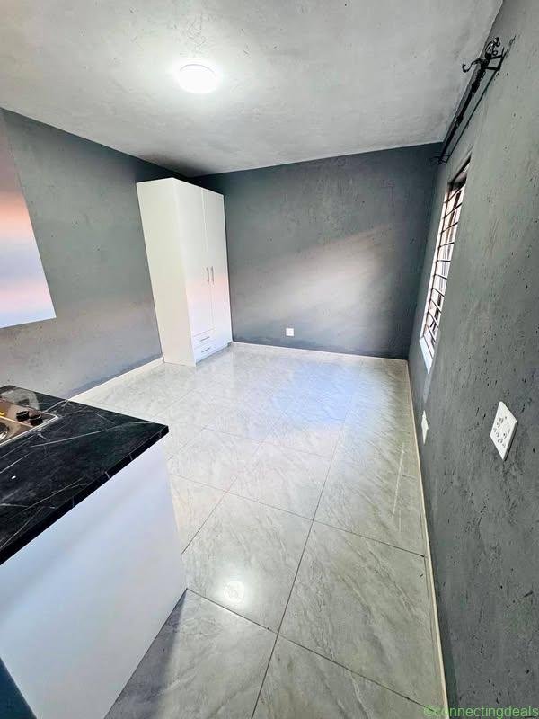 Bedroom Apartment to rent in Protea glen ext 20