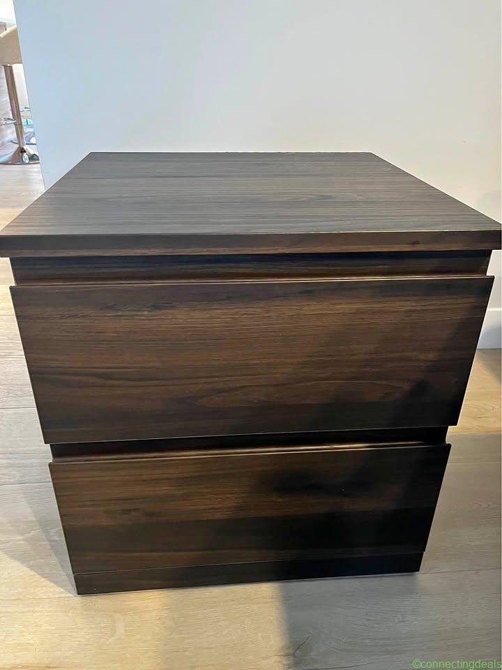 Bedroom nightstands