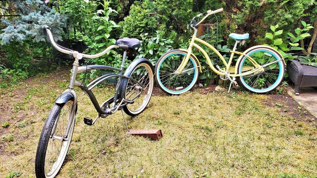Bicycles, mopeds and bikes