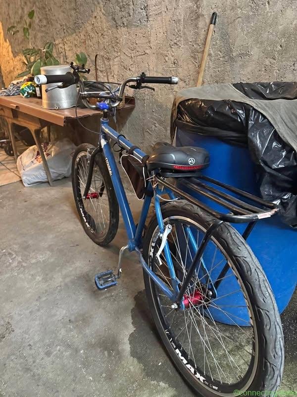 Bike estilo BH – aro 26 troco por celular