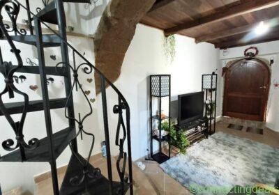 Free ad: Bilocale nel borgo in Rome. Bilocale nel borgo in Rome