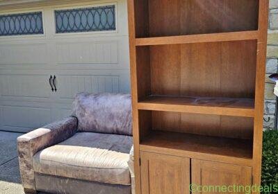 Free ad: Bookcase in Indianapolis. Bookcase in Indianapolis