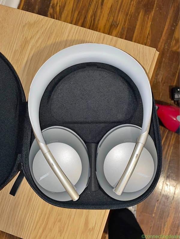 Bose Noise Cancelling Headphones 700