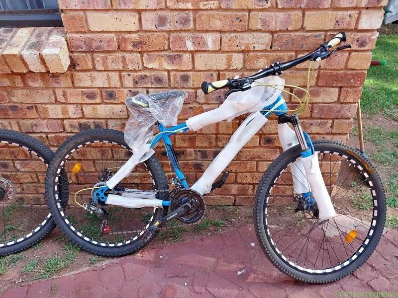 Brand new bicycles for sale R1800 Everest front