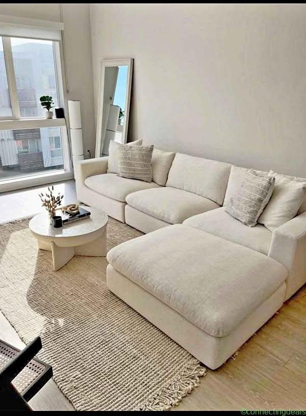 Brand new Roma Recliner sofa
