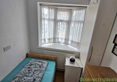 Free ad: Cameră privată de închiriat in London. Cameră privată de închiriat in London