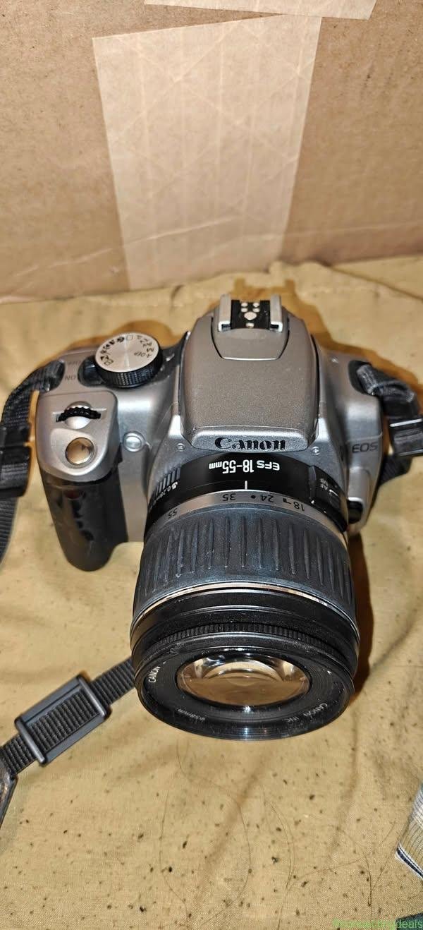 Canon EOS Digital Rebel XT (350D) SLR Camera