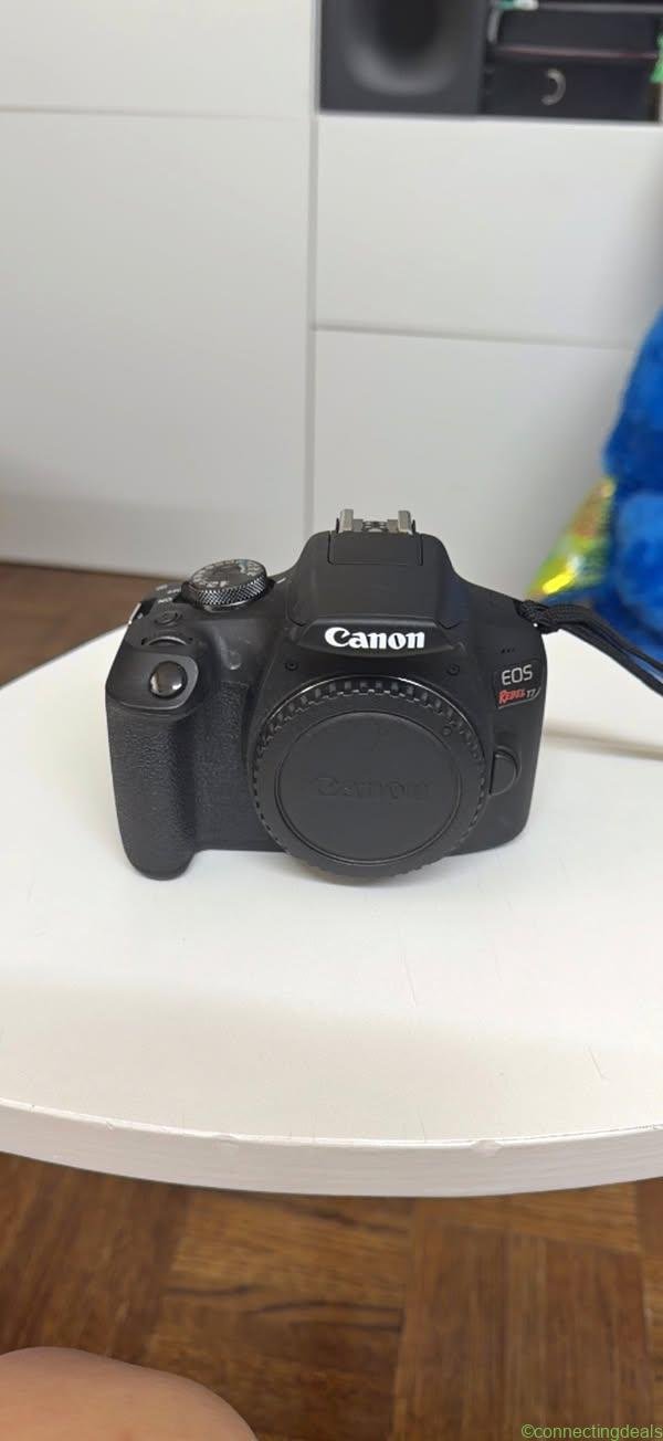 Canon EOS Rebel T7 DSLR Camera + Lens + FREE Bag