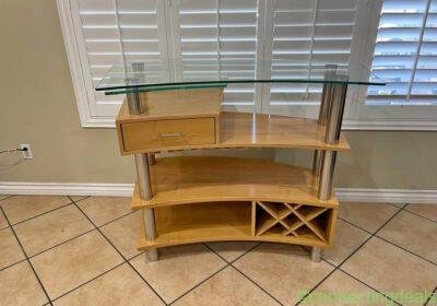 Free ad: Cantinero con vidrio in San Diego. Cantinero con vidrio in San Diego