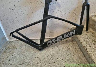 Free ad: Carbon ramme in Copenhagen. Carbon ramme in Copenhagen