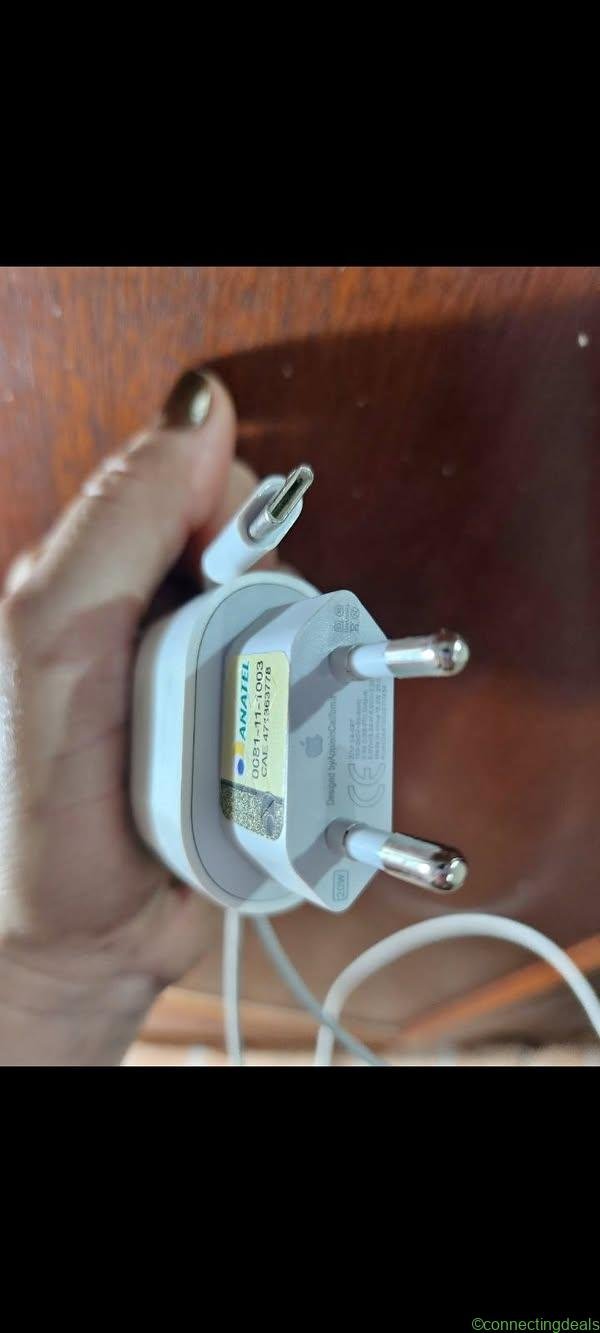 Carregador iPhone 20w original usado tupo.C