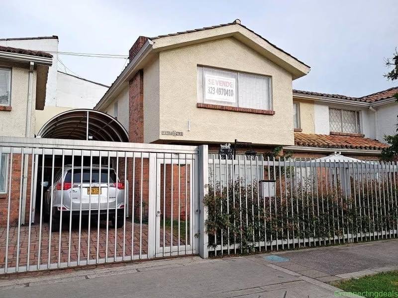 Casa Alhambra