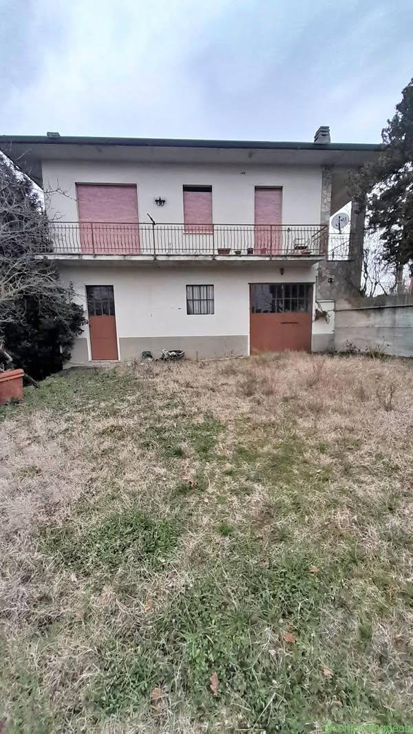 Casa in vendita in oltrepo