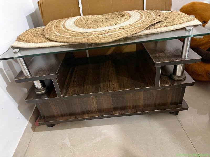 Centre table
