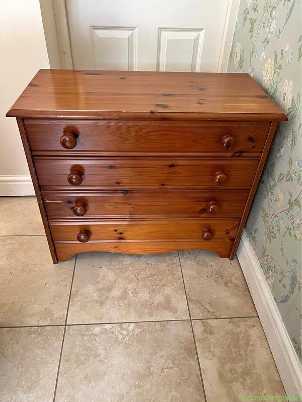 Chest of Drawers