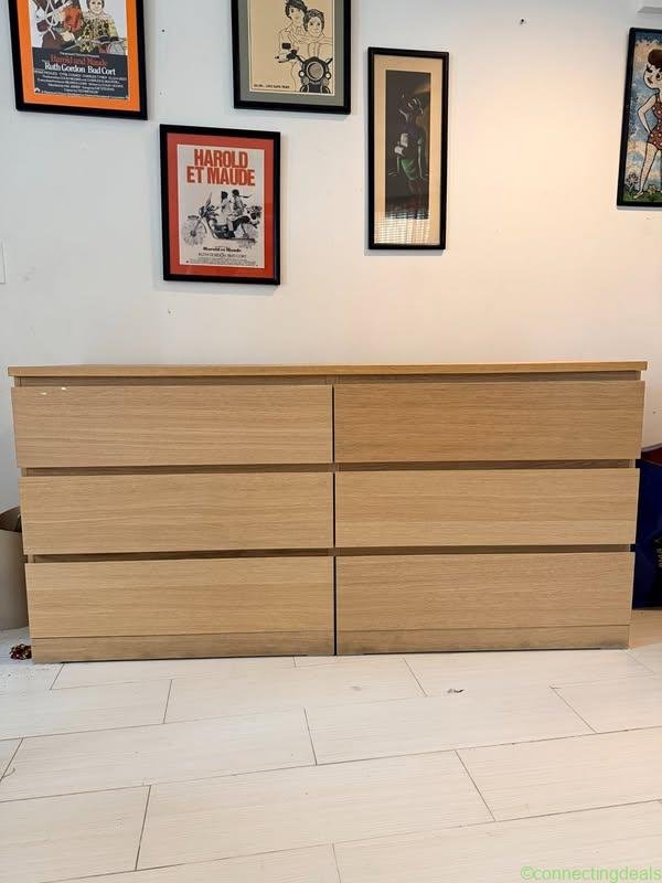 Chest of drawers