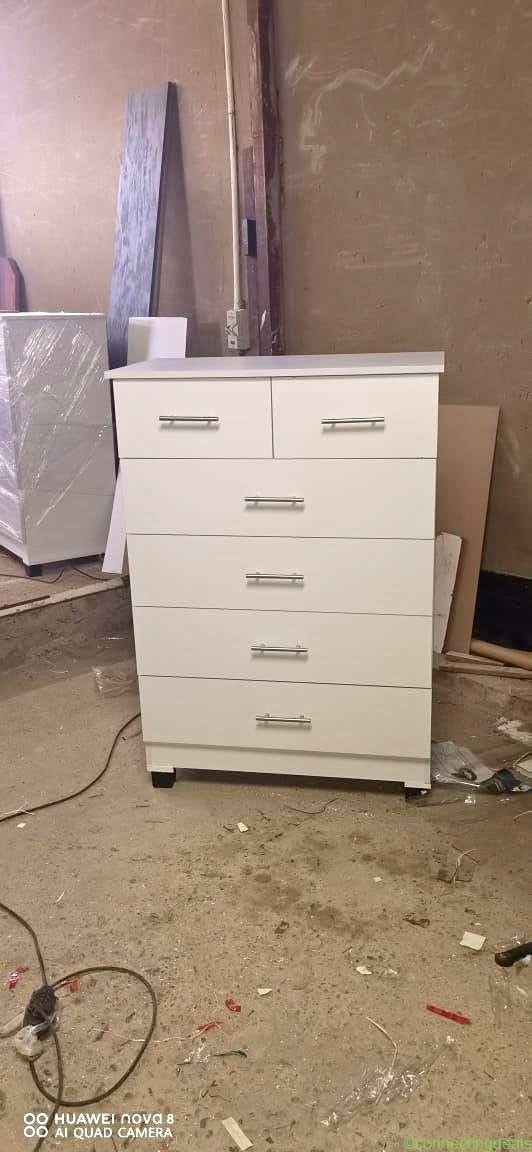 Chest ofdrawers