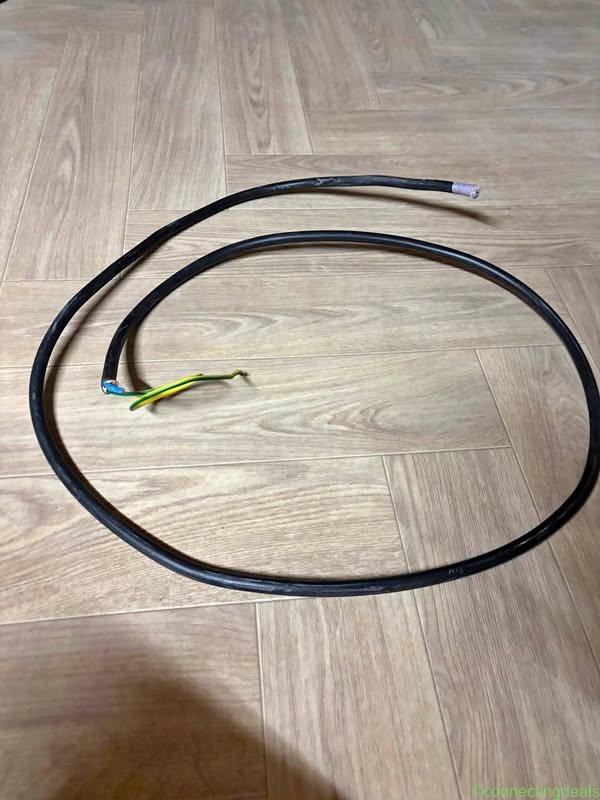 Chute de câble 3G10